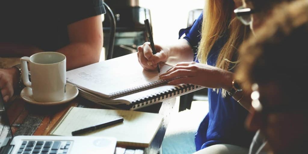 How market research firms can choose the right transcription services How market research firms can choose the right transcription services